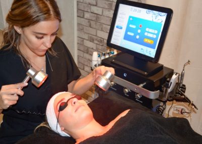 hydrafacial micronnedling